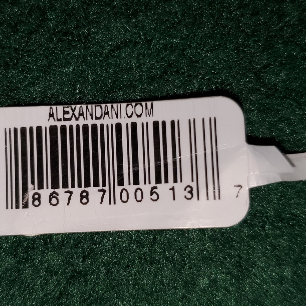 Alex and Ani St. Patrick's Day Lucky Clover NWT - Picture 5 of 6